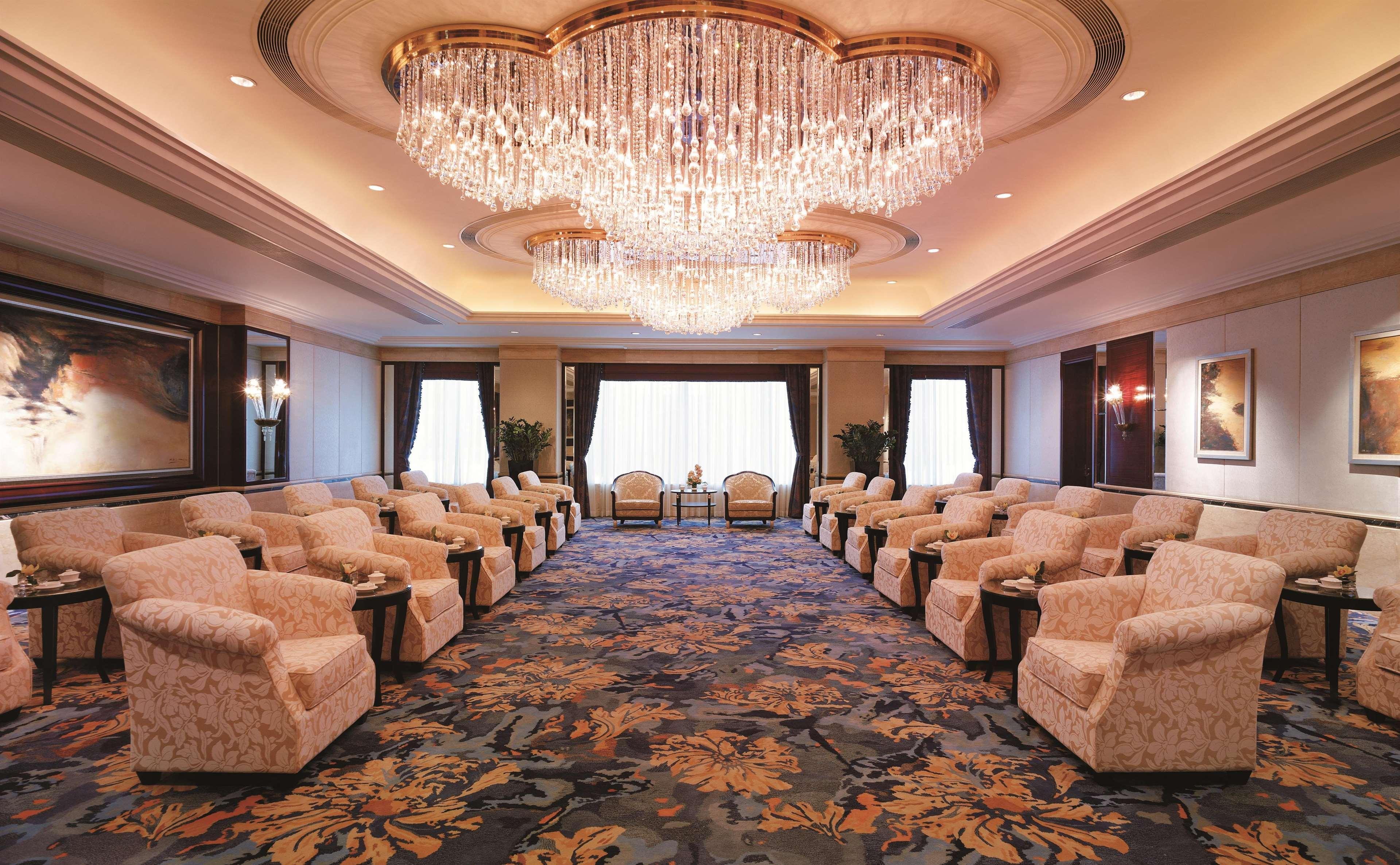 Shangri-La Guangzhou-3 Minutes By Walking To Canton Fair Complex Dış mekan fotoğraf