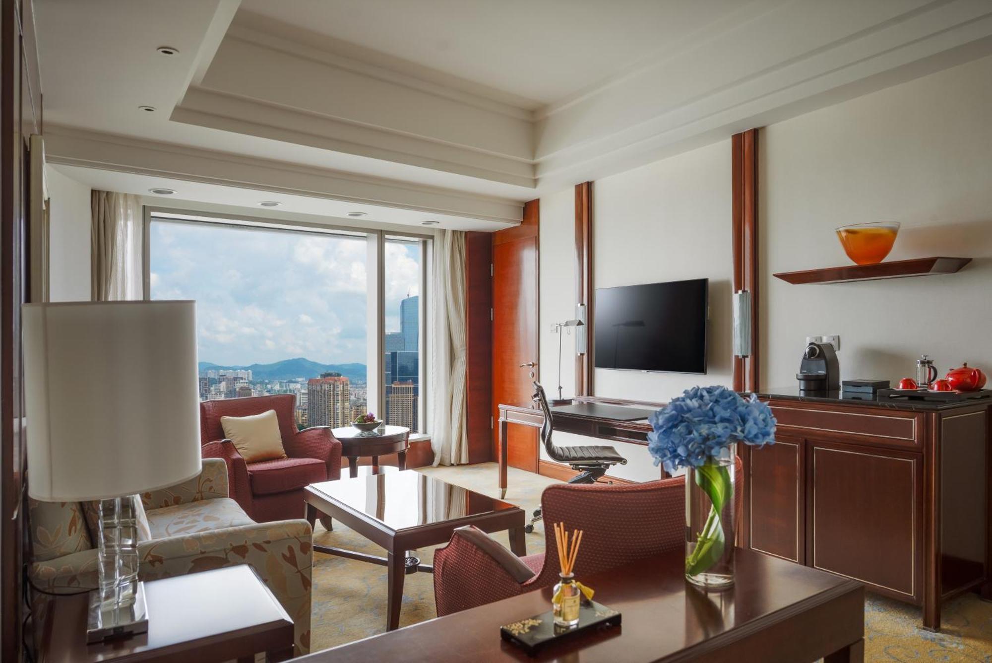 Shangri-La Guangzhou-3 Minutes By Walking To Canton Fair Complex Dış mekan fotoğraf