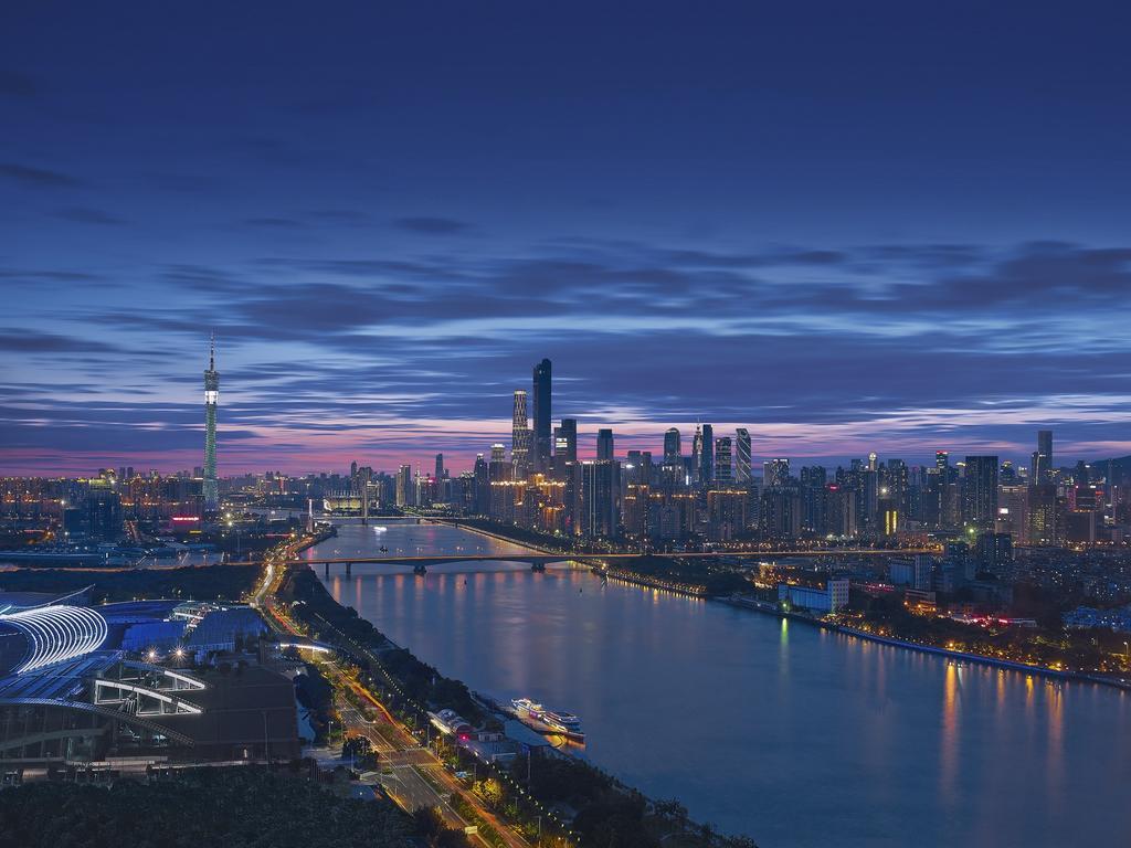 Shangri-La Guangzhou-3 Minutes By Walking To Canton Fair Complex Dış mekan fotoğraf